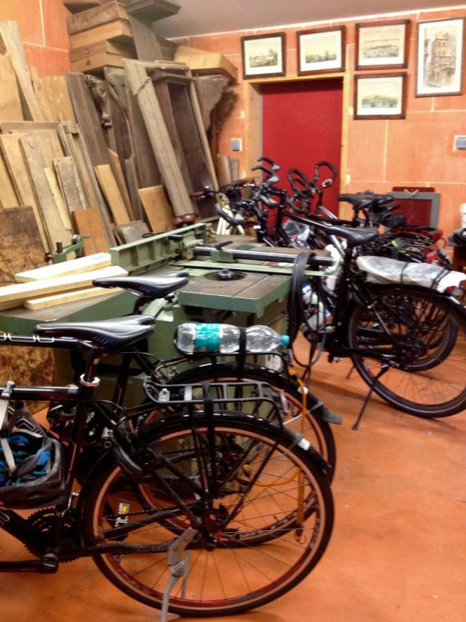 Bed and Breakfast Chez L'Antiquaire Hauterives Esterno foto